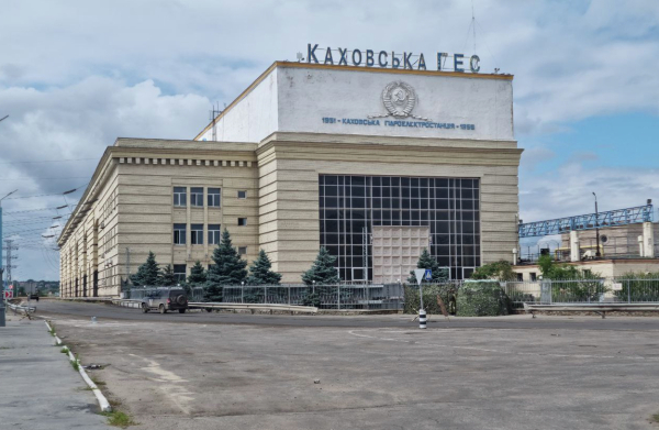 Власти заявили о колоссальных разрушениях Каховской ГЭС после обстрелов ВСУ