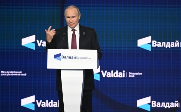 Путин возмутился, что российские удобрения не отдают беднейшим странам