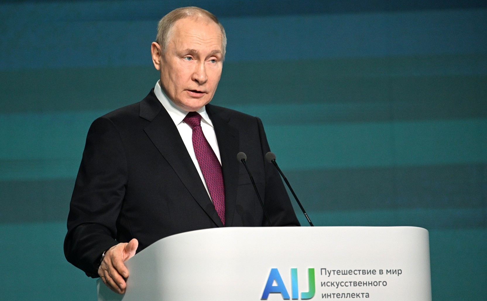 Путин: при внедрении российских IT-решений бизнес получит налоговые льготы