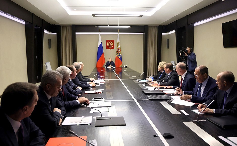 Путин вынес на Совбез РФ встречу глав СВР и ЦРУ в Анкаре
