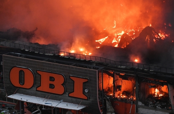 Сварка на миллиарды: Названы причины и последствия пожара у ТЦ «Мега Химки»
