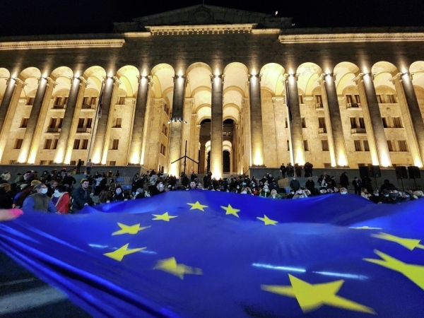 СМИ: ЕС может заморозить заявку Грузии на вступление в союз из-за закона об иноагентах