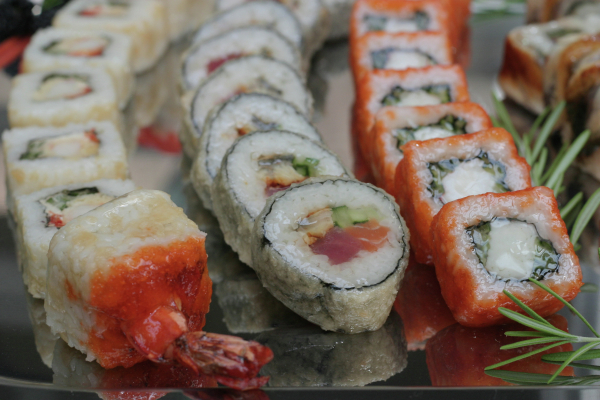 Рестораторы допустили подорожание суши и роллов на 25 процентов