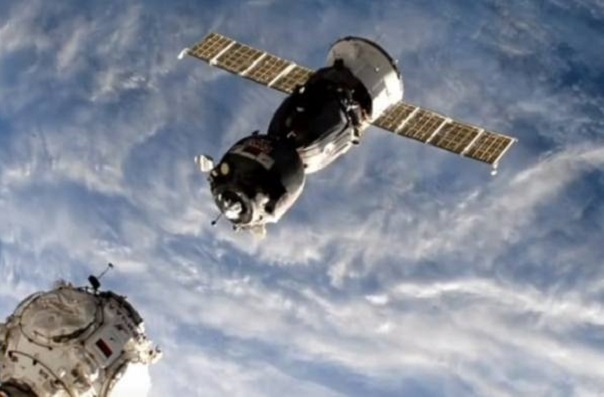 Российские космонавты Кононенко и Чуб завершили выход в открытый космос