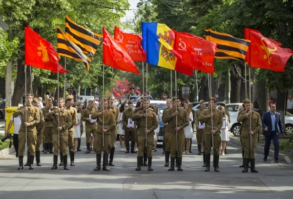 В Молдавии начались протесты против переименования Дня Победы