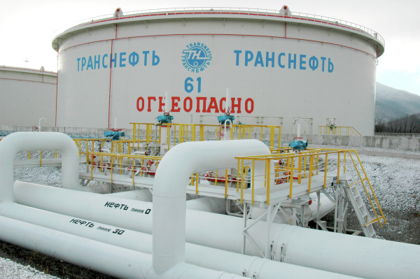 СМИ: Украина планирует поднять цену транзита нефти по Дружбе в два этапа
