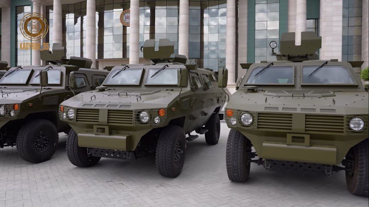 «Проба пера»: В России объяснили покупку Кадыровым бронеавтомобилей у Китая