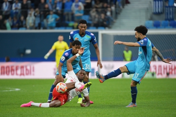 Нападающий Зенита Кассьерра забил пять голов в матче с Ахматом