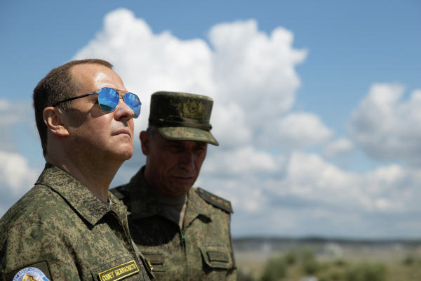 Медведев: Судебные процессы против России могут действительно стать поводом для войны
