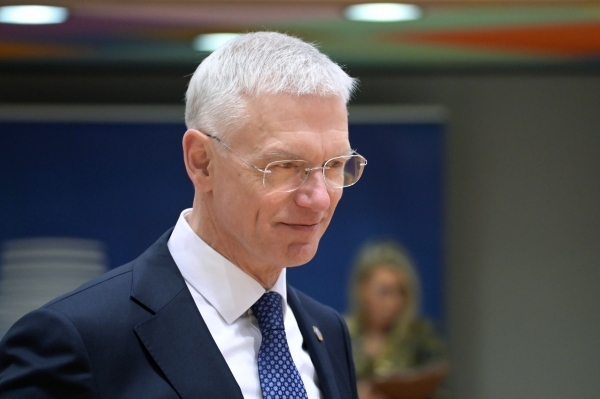 СМИ: Глава МИД Латвии уйдет в отставку из-за использования спецрейсов