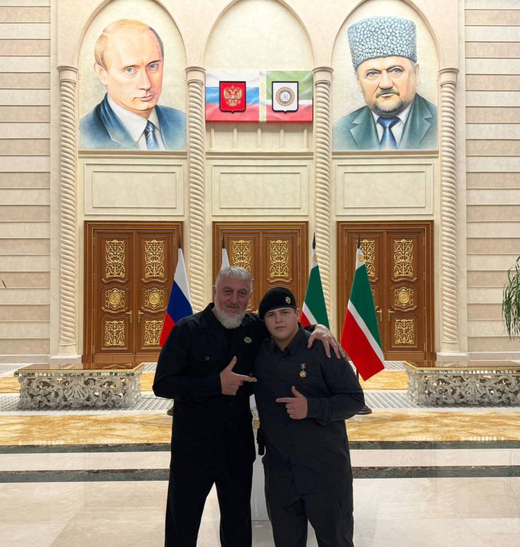 Сыну Кадырова Адаму присвоили звание Герой Чечни
