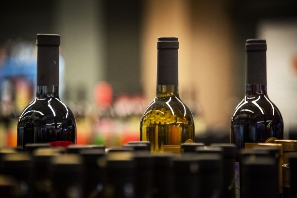 Минпромторг исключил значимый рост цен на вино из-за повышения акциза