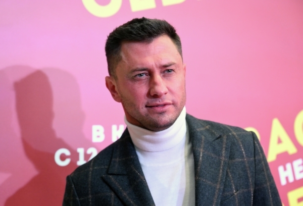 Предприниматель Семенов получил условный срок за избиение актера Прилучного