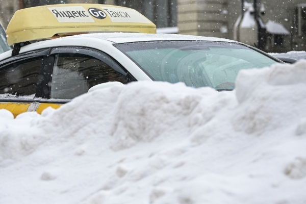В Якутии мигрантам запретили работать в такси