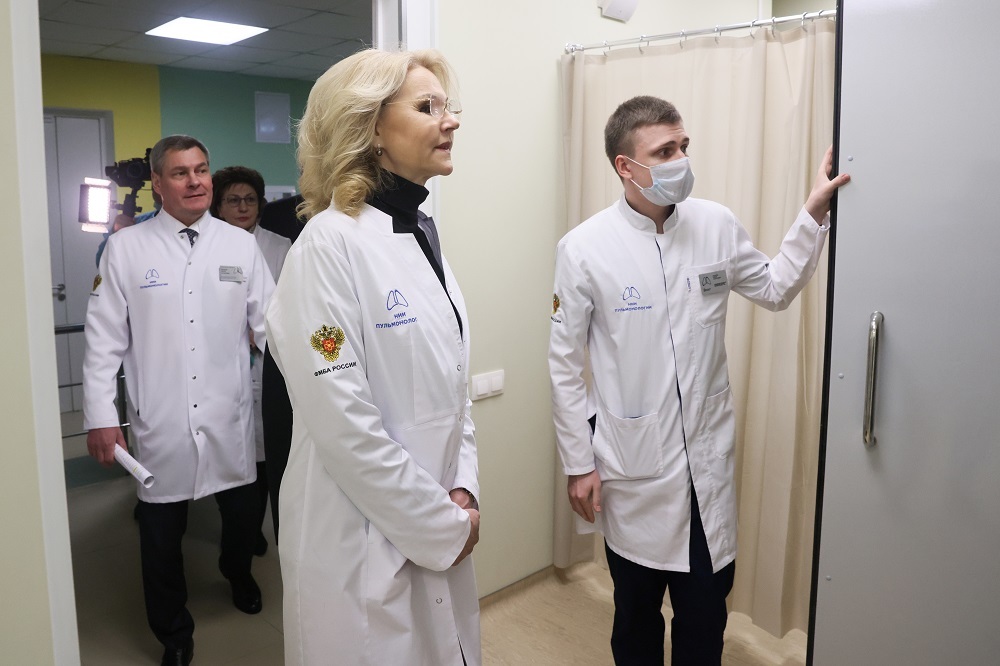 Голикова: Решения Путина развивают сферу здравоохранения