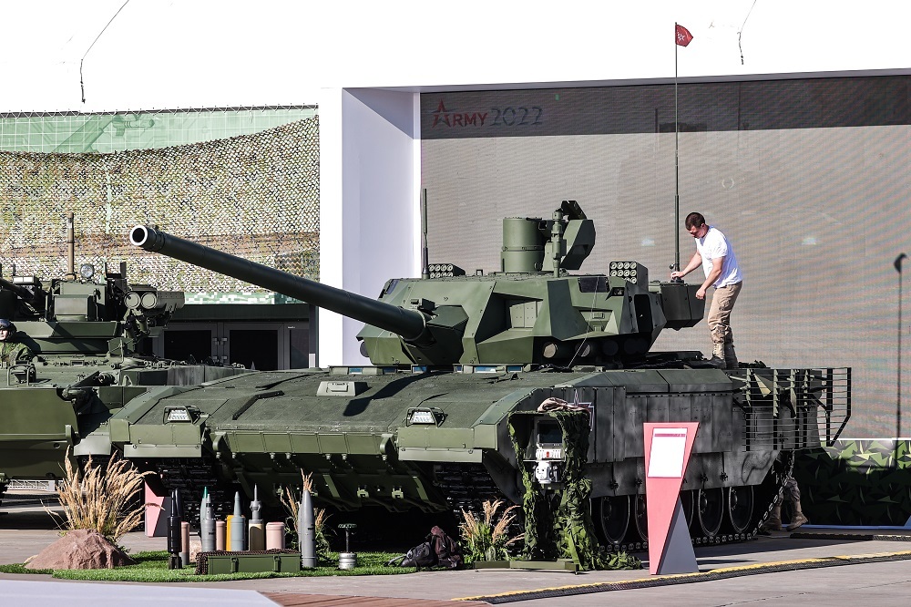 Генерал Соболев призвал «забыть» про «Армату» в пользу модернизации Т-80 и Т-90