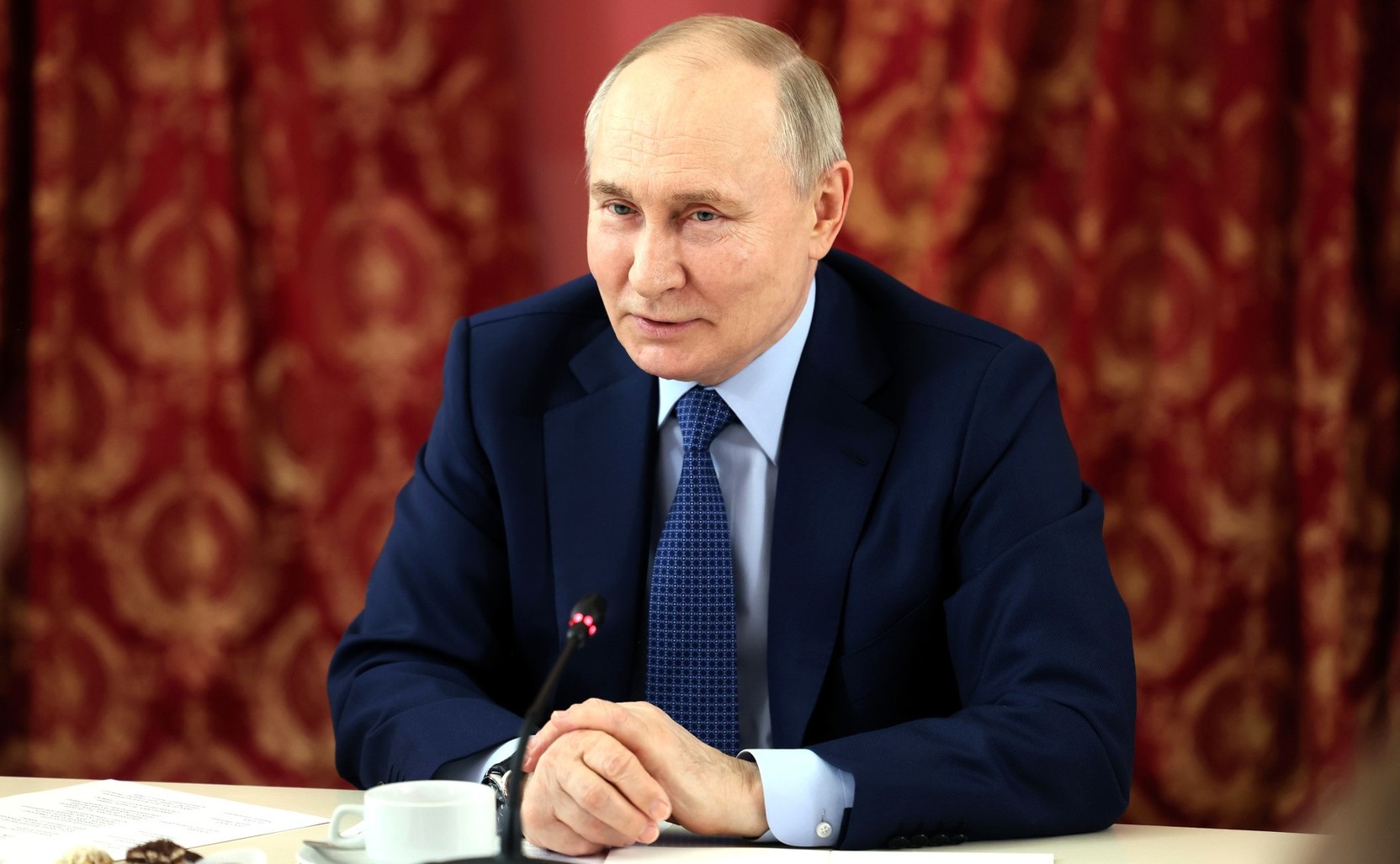 Путин: Запад пытается наказать Россию