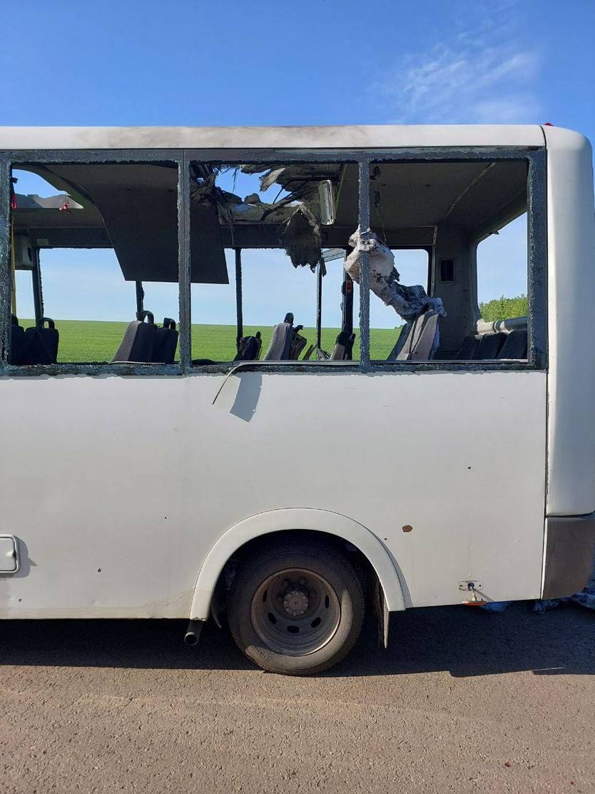 Сальдо: В результате атаки на микроавтобус ВСУ в селе Раденск погиб человек
