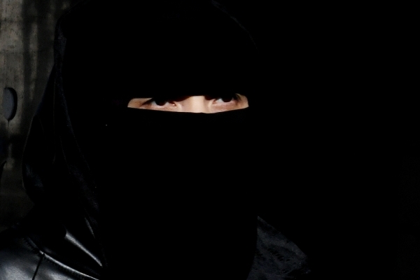 В Госдуму внесен законопроект о запрете ношения одежды, скрывающей лицо