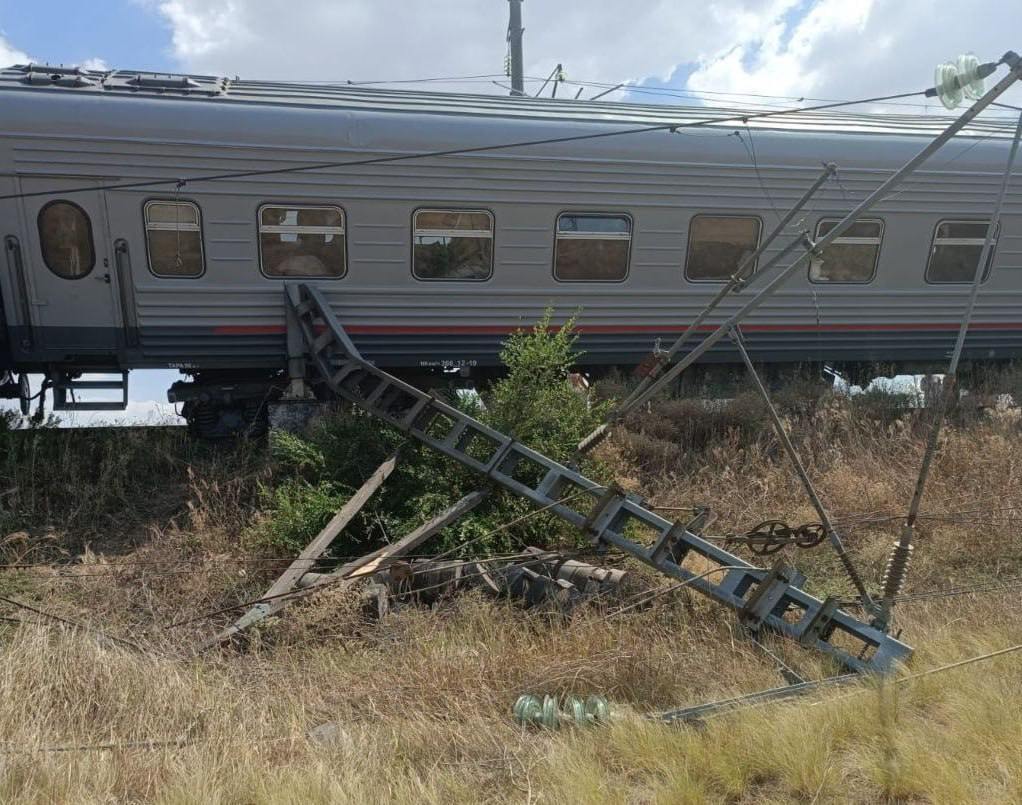 ФПК: после аварии в Волгоградской области 12 поездов едут с задержками