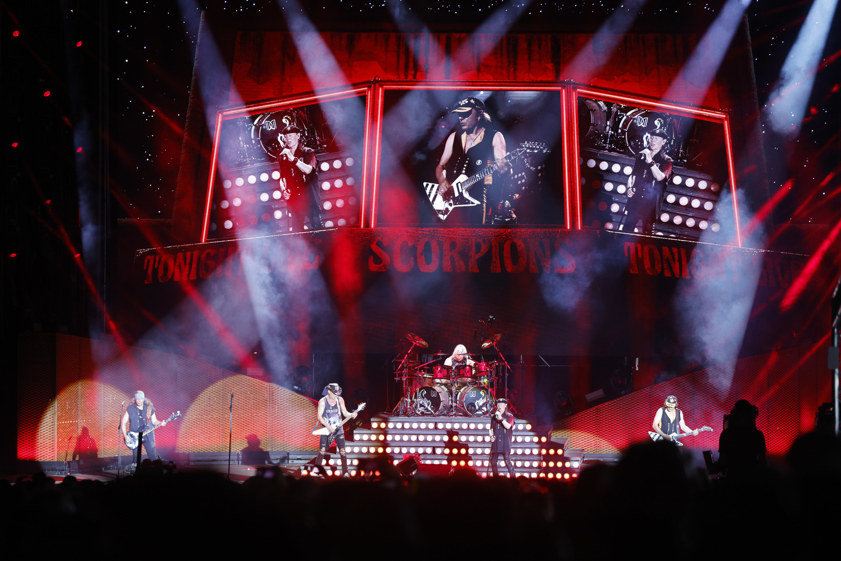 В России поспорили об успехе байопика про Scorpions