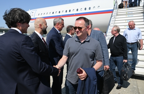 Главы делегаций России и Украины проводят двустороннюю встречу в Стамбуле