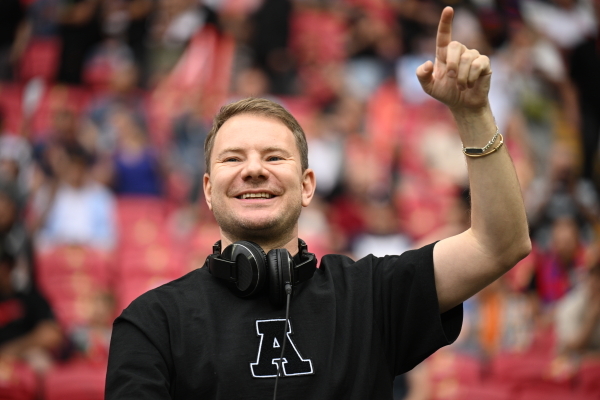 Арбитражный суд не стал рассматривать иск к DJ Smash на 2,2 млн рублей