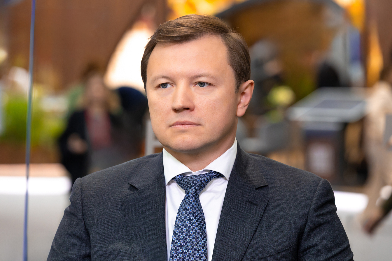 Ефимов рассказал о благоустройстве территории возле станции метро Тютчевская