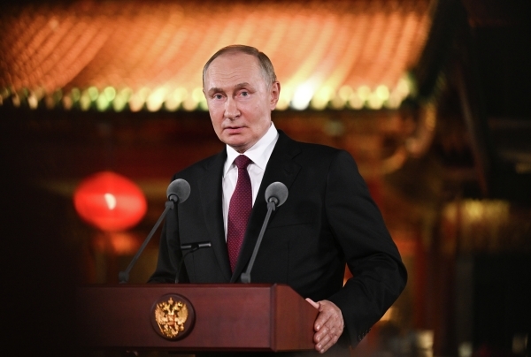 Путин запретил назначать обязательные работы ряду граждан