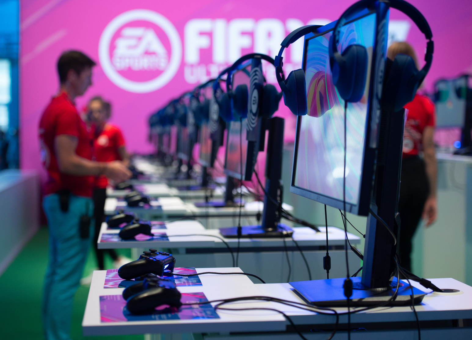 Названы главные причины дефицита кадров в видеоигровой индустрии России