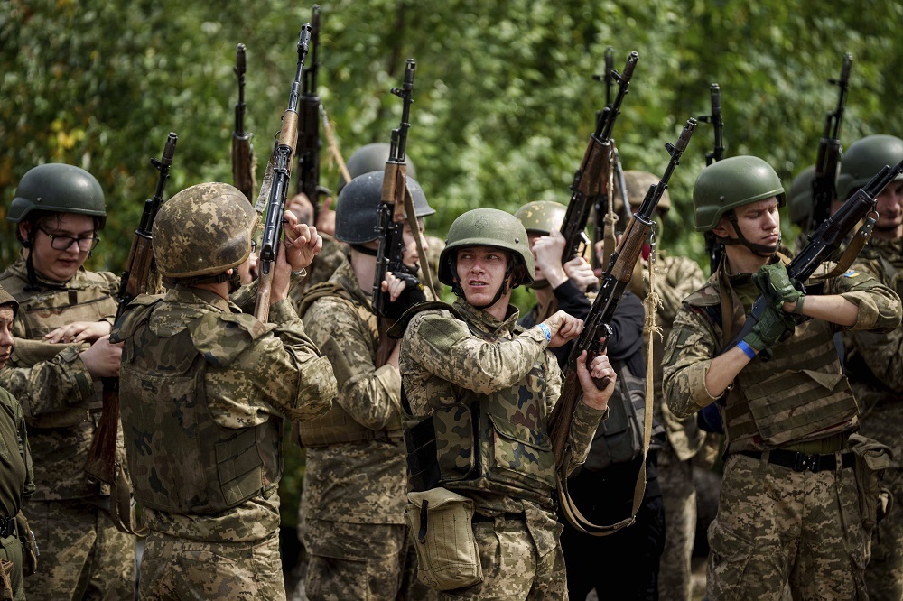 Поставщик снарядов на Украину стал богатейшим в мире оборонщиком