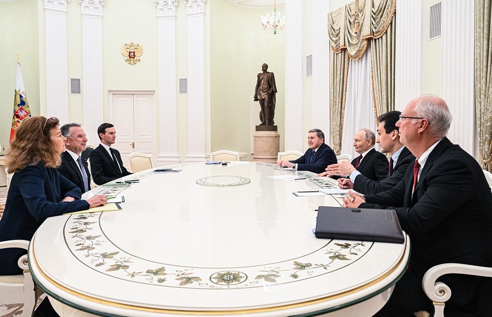 Без компромиссов: Чем завершилась пятичасовая встреча Путина и Уиткоффа