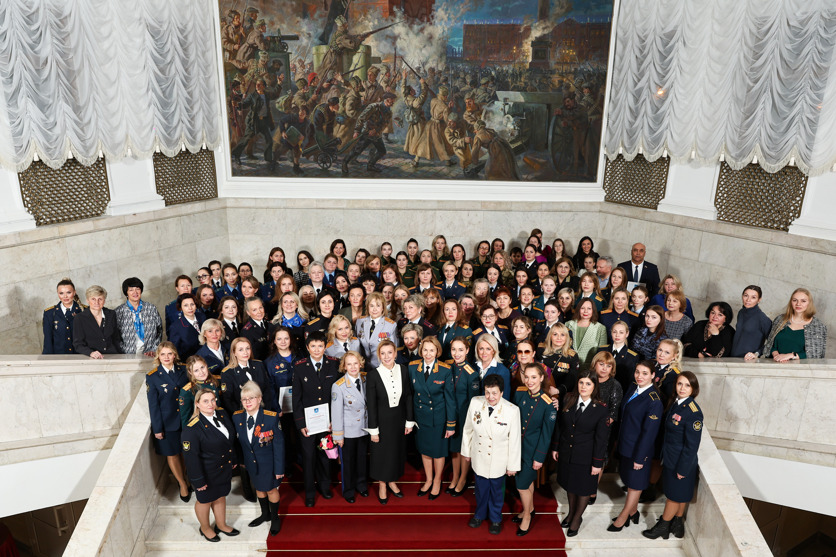 Сенатор Святенко: Важно воспитывать у молодежи чувство ответственности