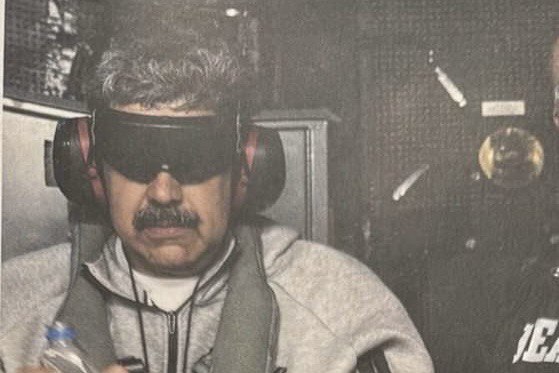 СМИ: Ватикан просил США позволить Мадуро уехать в Россию