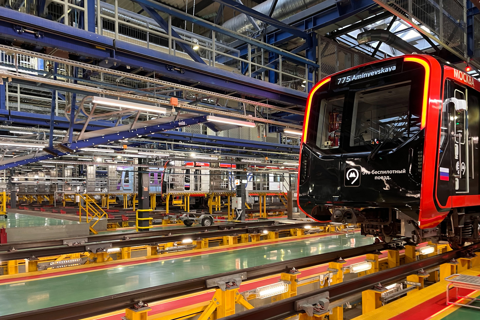 Путин заявил о необходимости развивать беспилотный транспорт в России