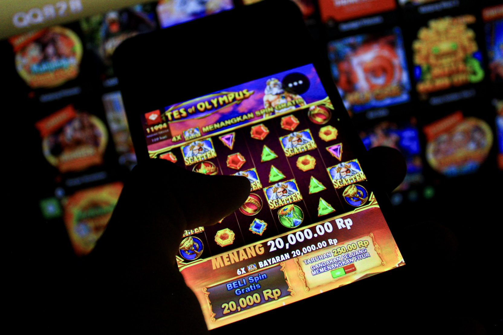 Нарколог рассказал, почему лудоманию нельзя вылечить без врача