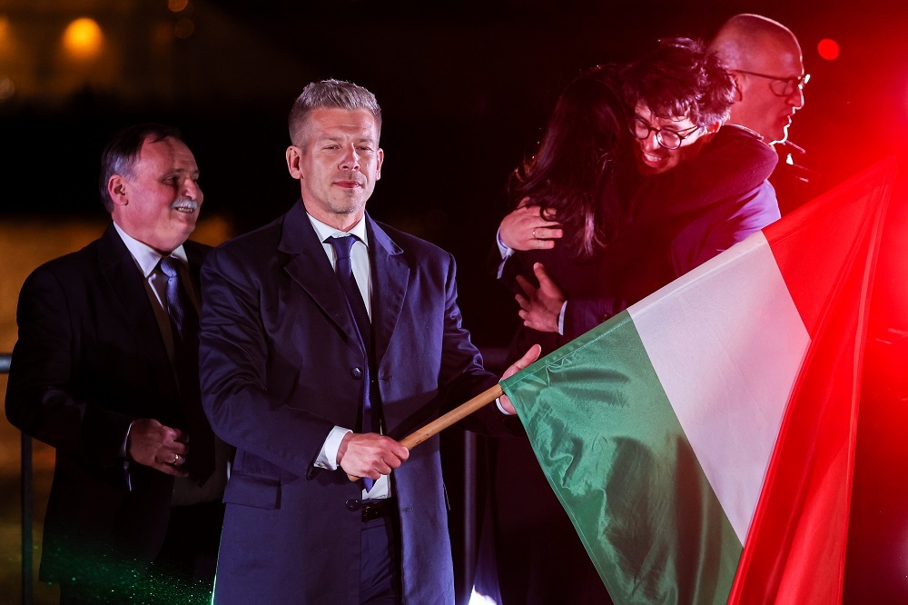 Мадьяр заявил, что не намерен первым звонить Трампу