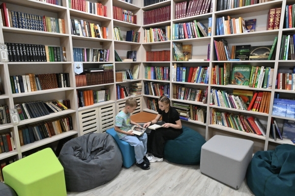Советское наследие: Книжный союз призвал прекратить отдавать книги библиотекам