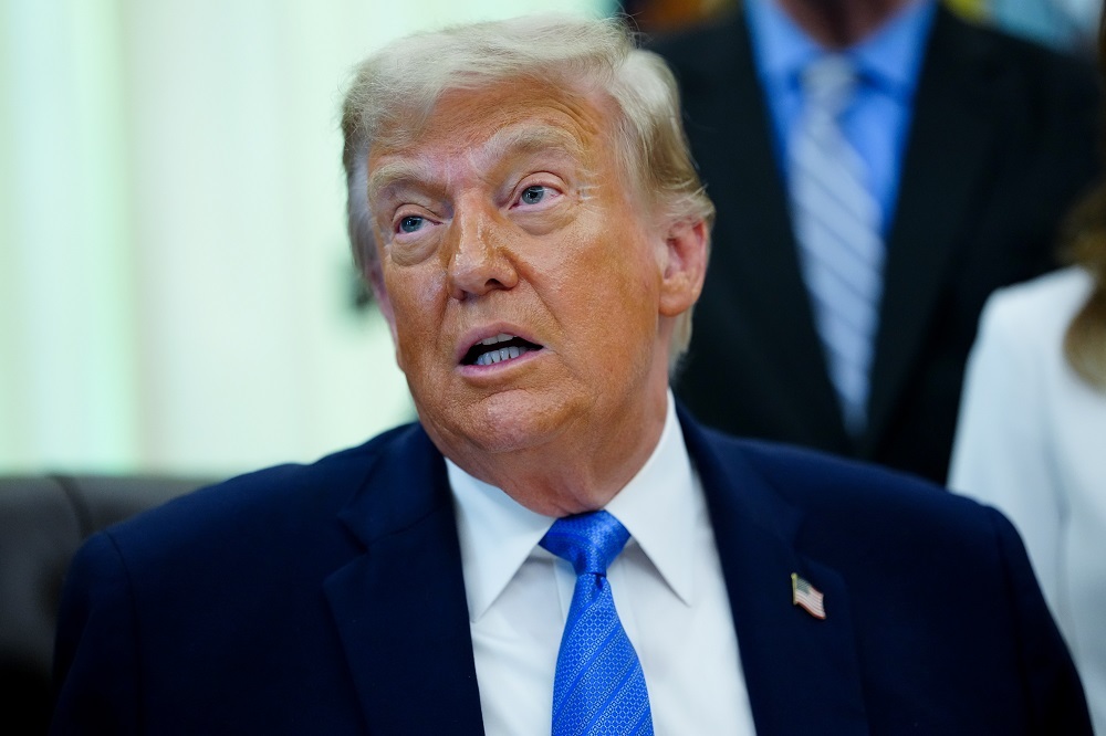 Трамп отменил удары по Ирану на фоне согласования сделки