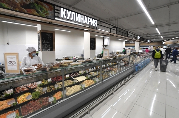 Депутат Кирьянов призвал уравнять условия работы рынка готовой еды и ресторанов