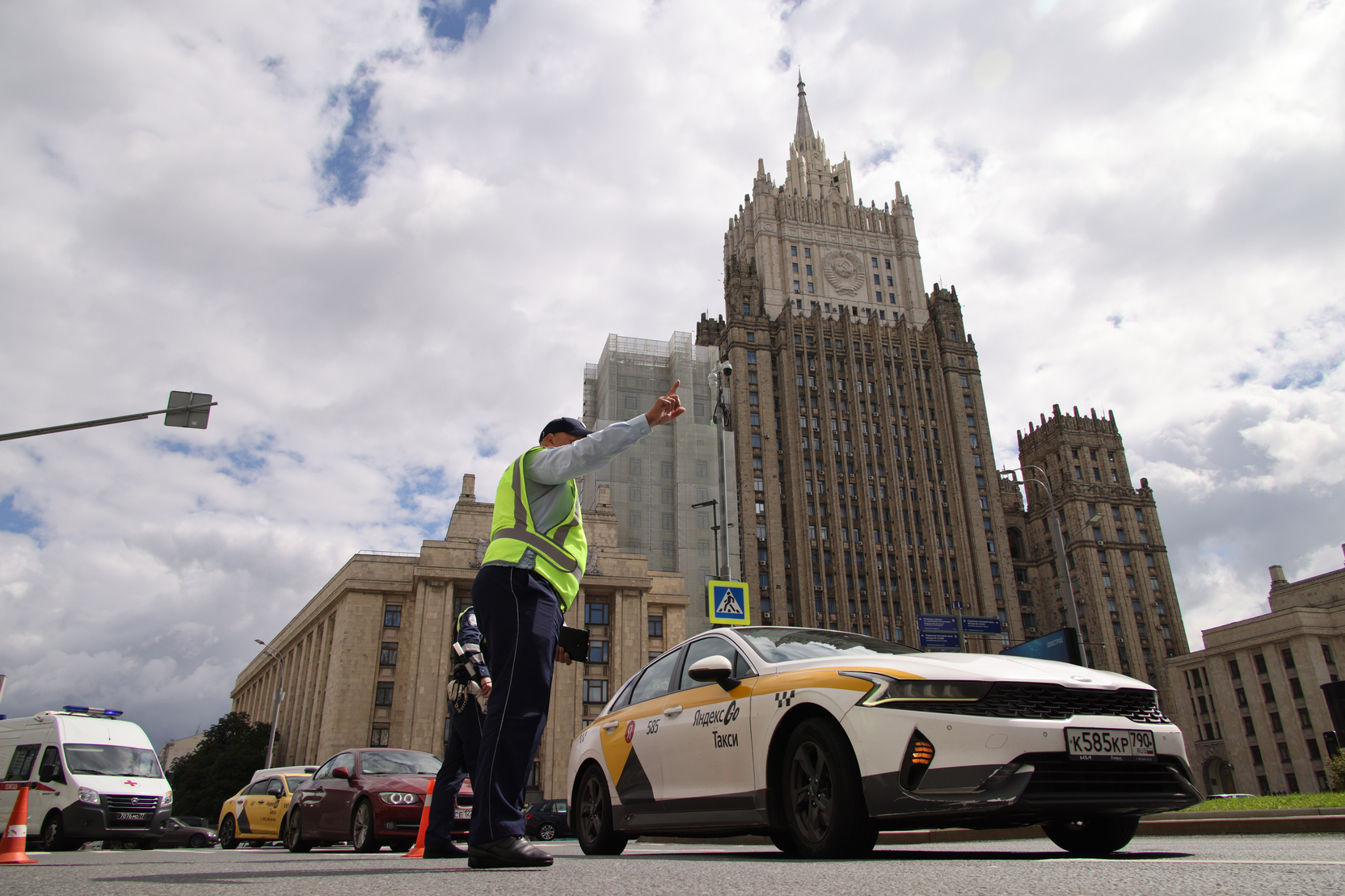 Автомобилисты забили тревогу из-за ручных штрафов за парковку