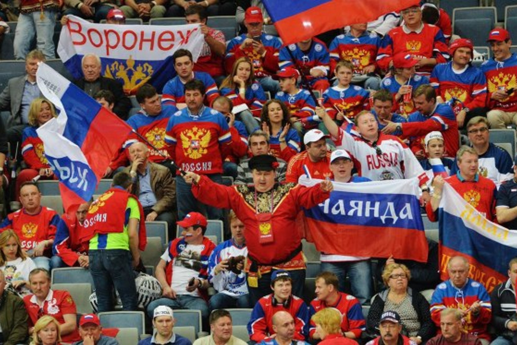 В Чехии на матчи чемпионата мира по хоккею запретили проносить флаги России